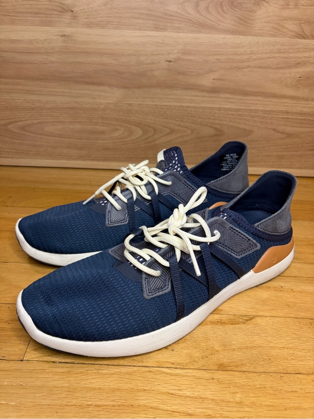 OluKai Mio li Men's Navy Blue Athletic Sneakers - Size 11